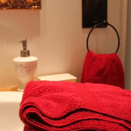 D'hotes Leone Haute *