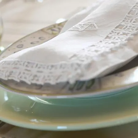 D'hotes Leone Haute *